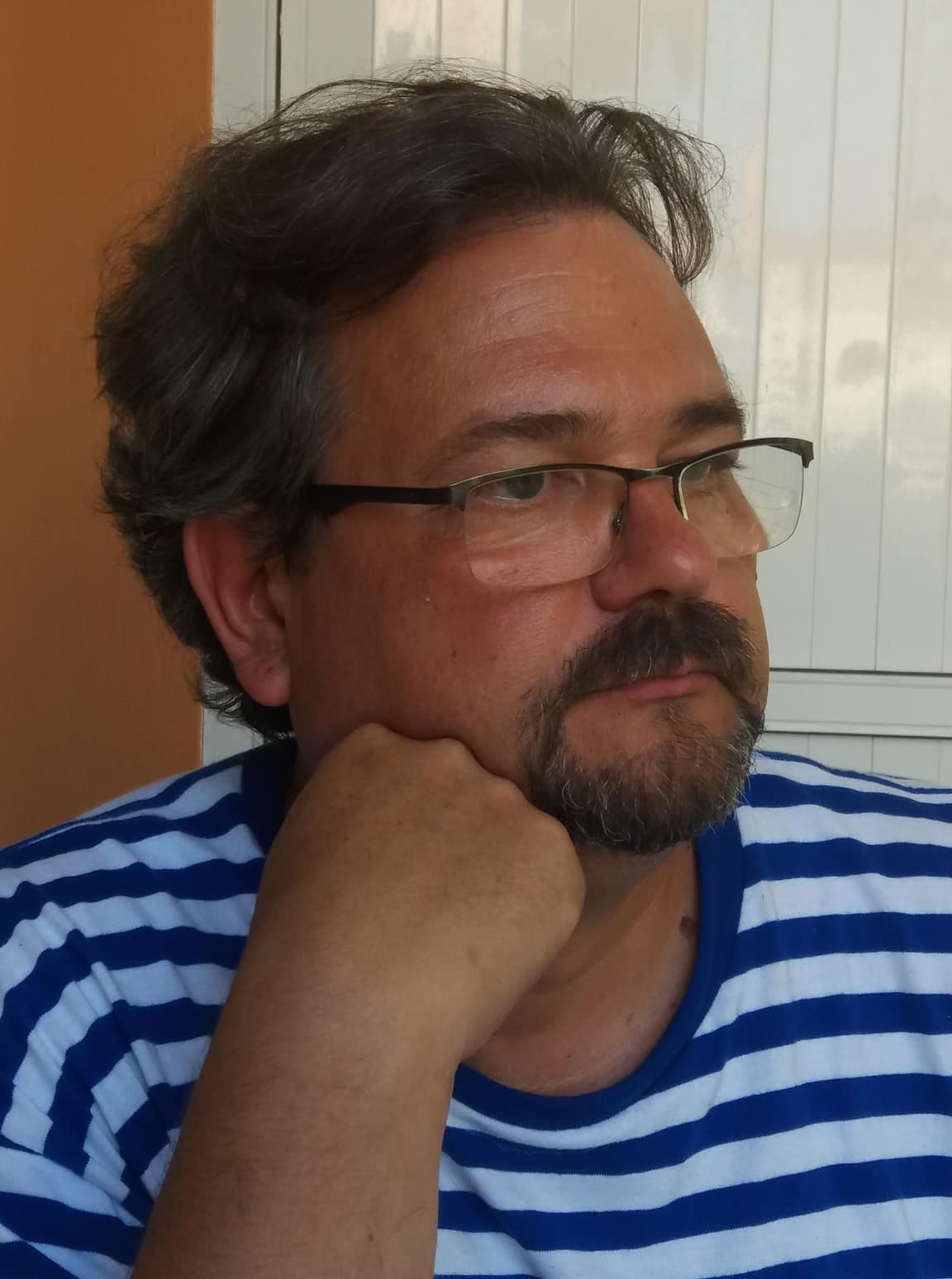 Herczeg Lajos: Mezőgazdasági melléktermékből lakóház