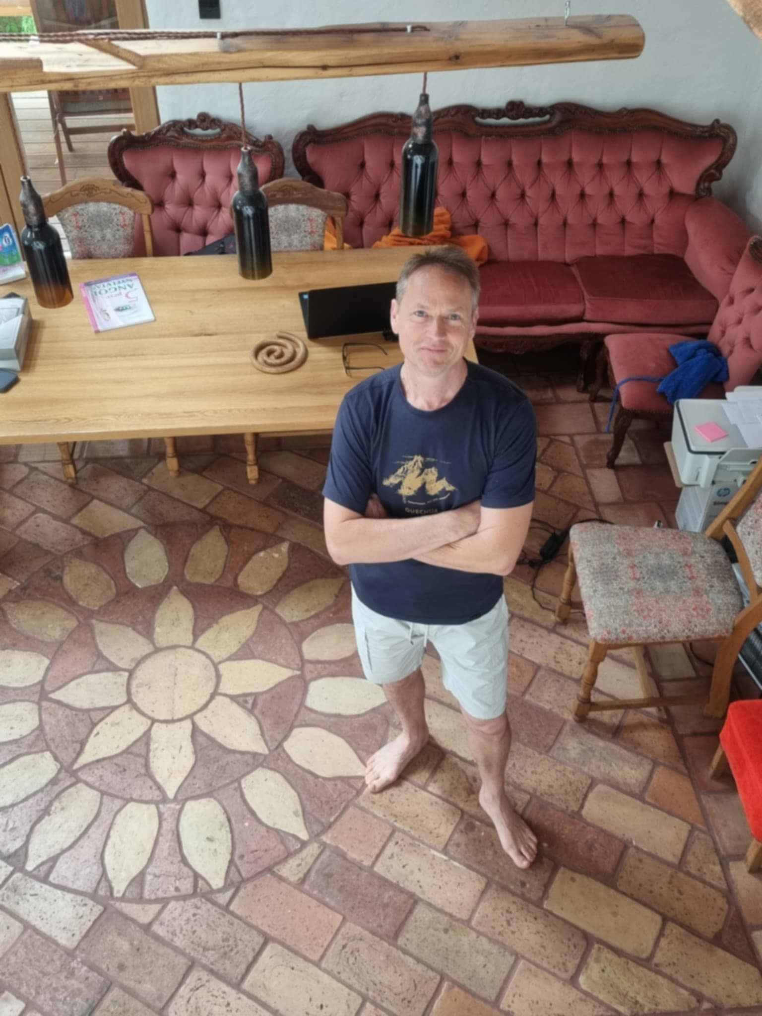 Gombár Árpád: Téglapadló műhelymunka